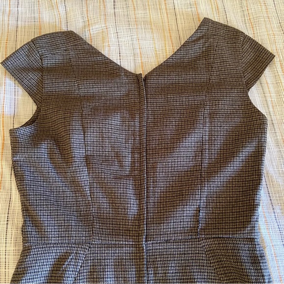 Gray plaid cap sleeve pencil midi dress - Picture 4 of 7
